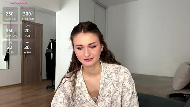 Snapshot of HallieHollo chatting on 29, 5, 2026 HallieHollo online show from 29, 5, 2026