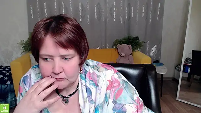QUEEN02030 online show from 10, 5, 2026