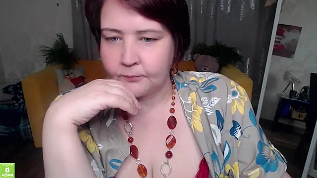 Snapshot of QUEEN02030 chatting on 17, 6, 2026 QUEEN02030 online show from 17, 6, 2026