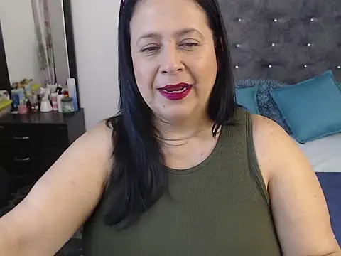 carlareyesk977 online show from 4, 4, 2026