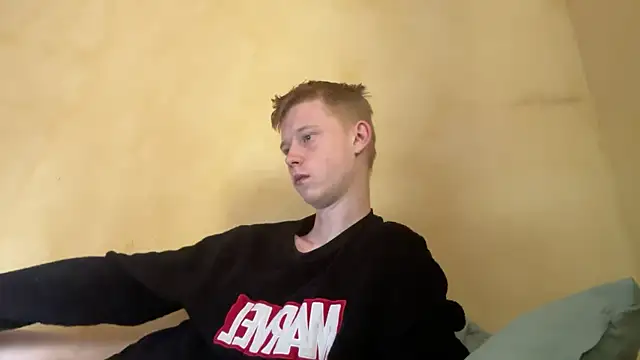 dreamy devi1 online show from 5, 4, 2026