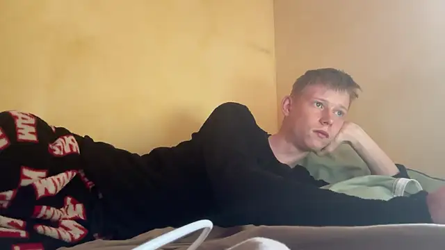 dreamy devi1 online show from 18, 4, 2026