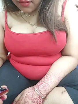 Snapshot of Your_Mommy_003 chatting on 7, 4, 2026 Your Mommy 003 online show from 7, 4, 2026