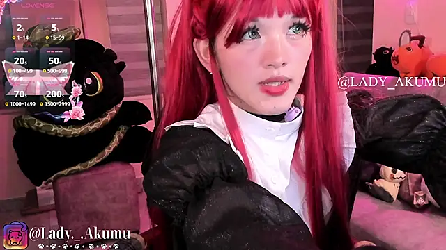 Snapshot of LadyAkumu chatting on 9, 7, 2026 LadyAkumu online show from 9, 7, 2026