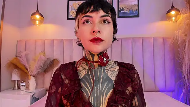 Luana fiore online show from 14, 5, 2026
