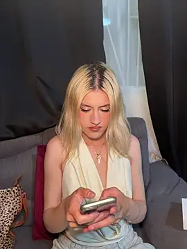 Snapshot of Lia_fire chatting on 17, 5, 2026 Lia fire online show from 17, 5, 2026