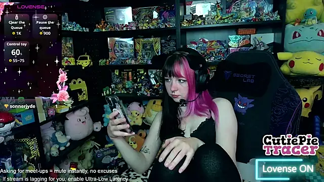 Snapshot of CutieTracer chatting on 26, 5, 2026 CutieTracer online show from 26, 5, 2026