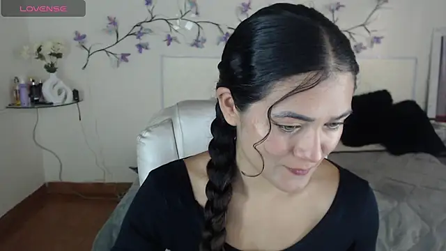 FreyaRouge online show from 4, 4, 2026