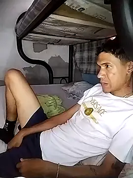 Snapshot of Athenas_23CM chatting on 3, 4, 2026 Athenas 23CM online show from 3, 4, 2026