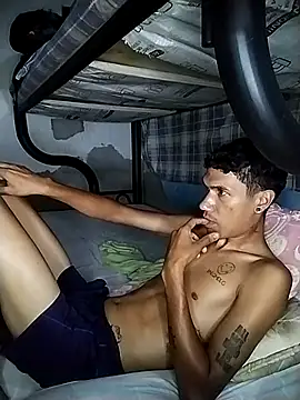 Snapshot of Athenas_23CM chatting on 13, 4, 2026 Athenas 23CM online show from 13, 4, 2026