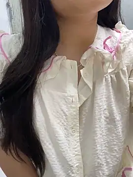 Rosecute11 online show from 10, 5, 2026