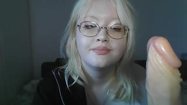 Snapshot of Elayne_Sweet chatting on 22, 4, 2026 Elayne Sweet online show from 22, 4, 2026