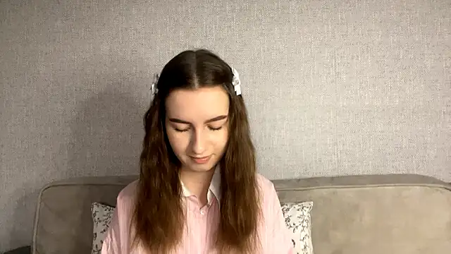 Snapshot of WinterChriscoe chatting on 2, 4, 2026 WinterChriscoe online show from 2, 4, 2026