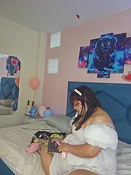 Snapshot of AleSweet_1 chatting on 2, 4, 2026 AleSweet 1 online show from 2, 4, 2026