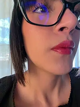 SeleneHale online show from 10, 7, 2026