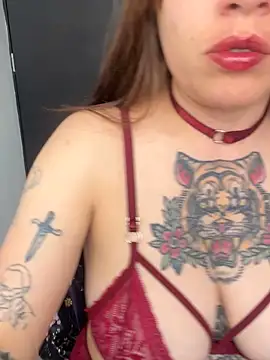 Snapshot of MartinaLorenss chatting on 17, 4, 2026 MartinaLorenss online show from 17, 4, 2026
