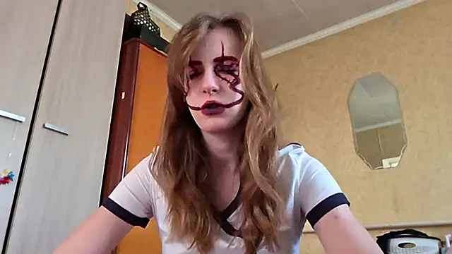 DonnaKuc online show from 7, 4, 2026