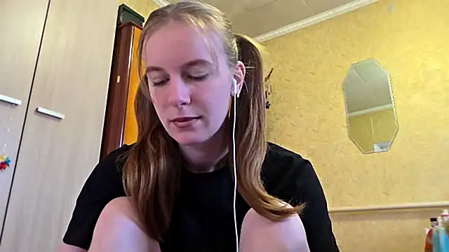 DonnaKuc online show from 23, 4, 2026
