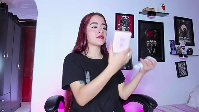 Red DollX online show from 26, 5, 2026