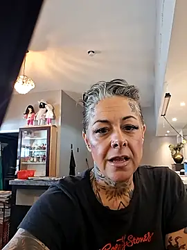 Kitty bang online show from 3, 7, 2026