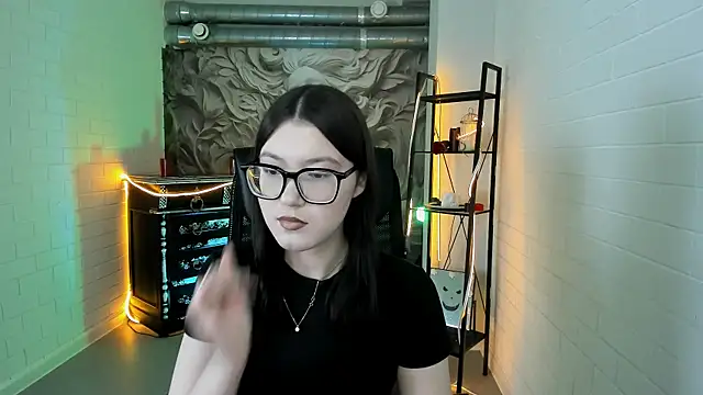 JennyGibson online show from 7, 4, 2026