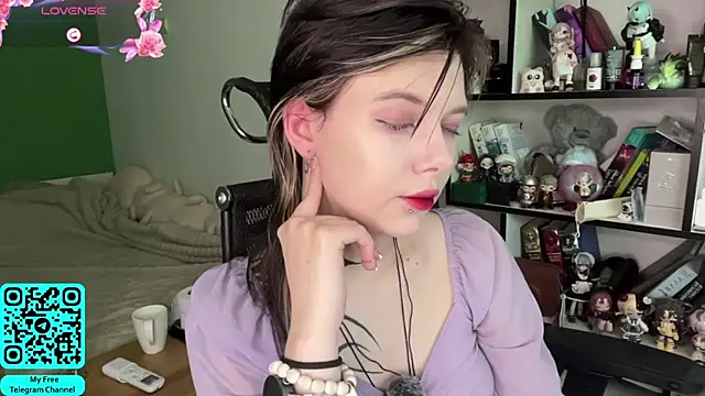 Snapshot of MadalynNosel chatting on 20, 6, 2026 MadalynNosel online show from 20, 6, 2026