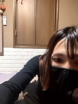 Snapshot of mikuchi1019 chatting on 2, 5, 2026 mikuchi1019 online show from 2, 5, 2026