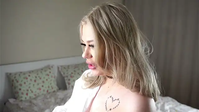 Snapshot of UnfittedExchange chatting on 7, 4, 2026 UnfittedExchange online show from 7, 4, 2026