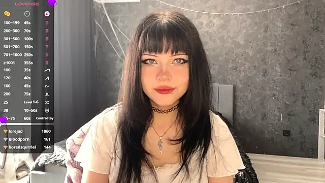 Snapshot of EmilyEmbears chatting on 21, 5, 2026 EmilyEmbears online show from 21, 5, 2026