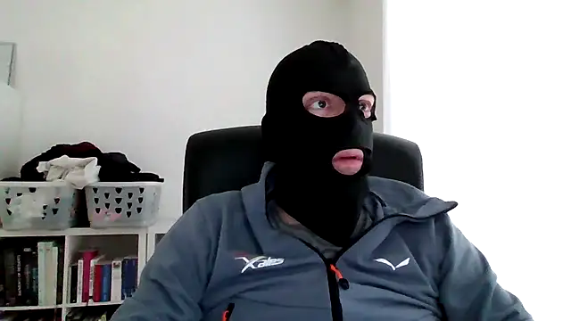 Im yours boy online show from 1, 4, 2026