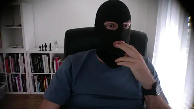 Im yours boy online show from 3, 5, 2026