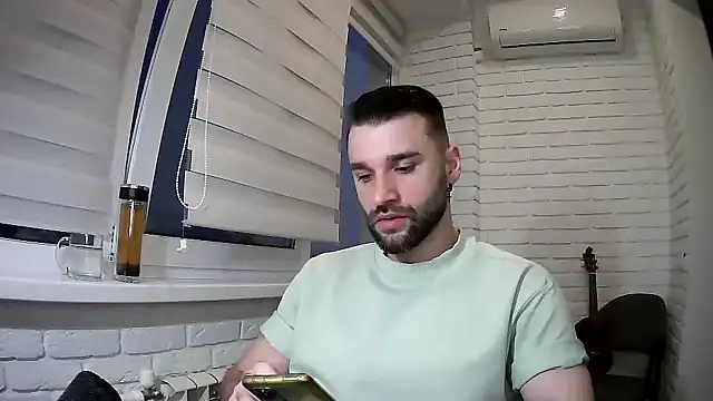 DaddySlava online show from 4, 4, 2026