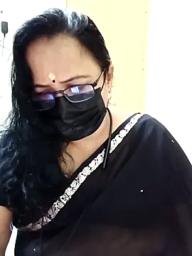 monisha cam online show from 3, 5, 2026