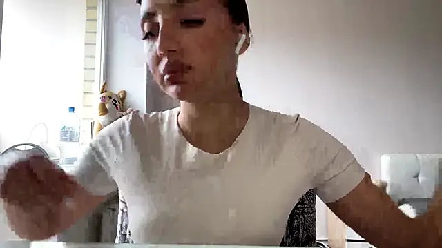 AlvinaMair online show from 24, 4, 2026