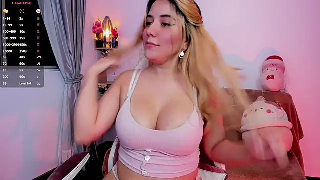 Snapshot of playfulmelons chatting on 26, 5, 2026 playfulmelons online show from 26, 5, 2026