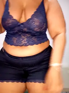 Sexy yassimna online show from 11, 5, 2026