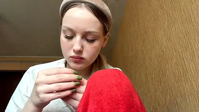 ElvieTribou online show from 7, 4, 2026