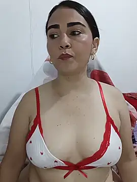 Snapshot of Emily_Divi69 chatting on 11, 7, 2026 Emily Divi69 online show from 11, 7, 2026