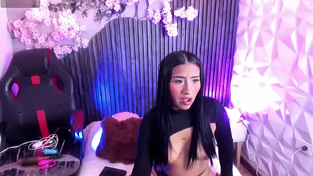 Samara pink  online show from 10, 4, 2026