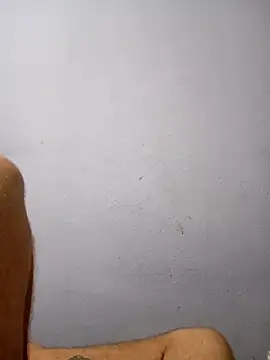 Snapshot of thhand chatting on 6, 4, 2026 thhand online show from 6, 4, 2026