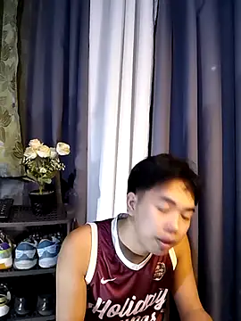 urNaugthy JndxzZ online show from 22, 4, 2026