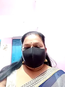 Snapshot of PINKI_024 chatting on 5, 4, 2026 PINKI 024 online show from 5, 4, 2026