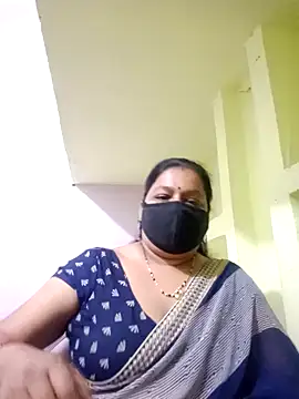 Snapshot of PINKI_024 chatting on 13, 4, 2026 PINKI 024 online show from 13, 4, 2026