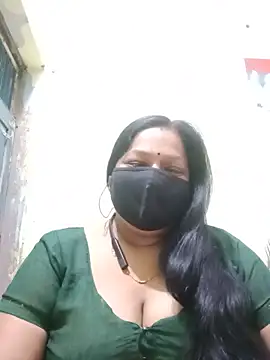 Snapshot of PINKI_024 chatting on 25, 5, 2026 PINKI 024 online show from 25, 5, 2026