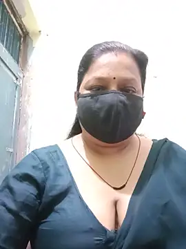 Snapshot of PINKI_024 chatting on 6, 6, 2026 PINKI 024 online show from 6, 6, 2026