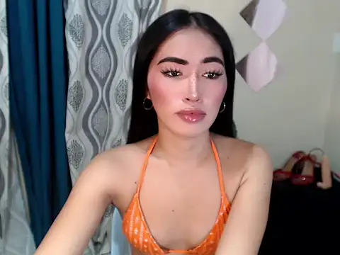 Snapshot of urasiankylie chatting on 25, 5, 2026 urasiankylie online show from 25, 5, 2026