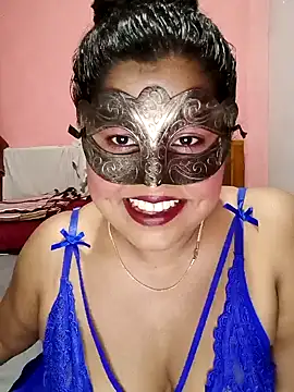 Snapshot of Maskedcurves chatting on 6, 5, 2026 Maskedcurves online show from 6, 5, 2026
