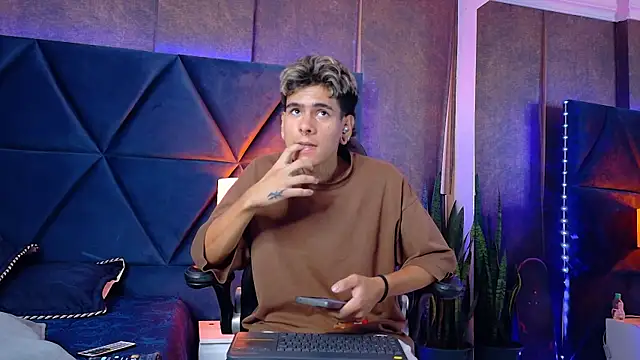 Bel Sebu online show from 15, 4, 2026