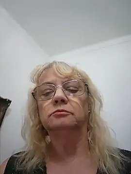 Snapshot of MatureElegantWidow chatting on 3, 6, 2026 MatureElegantWidow online show from 3, 6, 2026