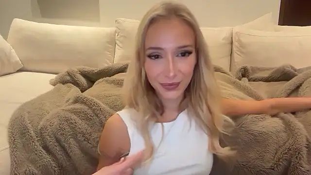 ambrefleurxx online show from 6, 5, 2026